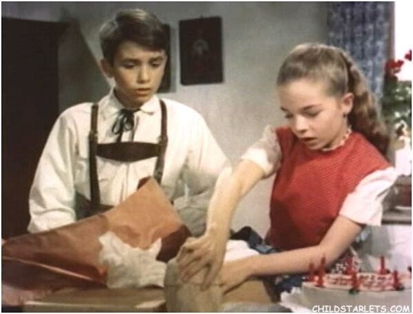 Um Presente para Heidi<br><small>A Gift for Heidi (1958)</small>