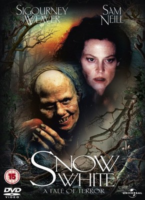 Floresta Negra<br><small>Snow White: A Tale of Terror (1997)</small>